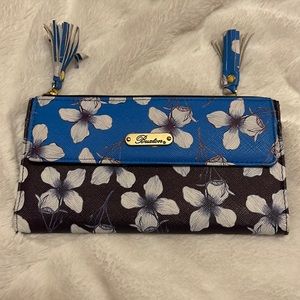 Blue flower wallet